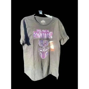 Black Panther T-shirt NEW-Medium